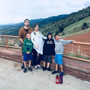 Meet your Posher, Alexis